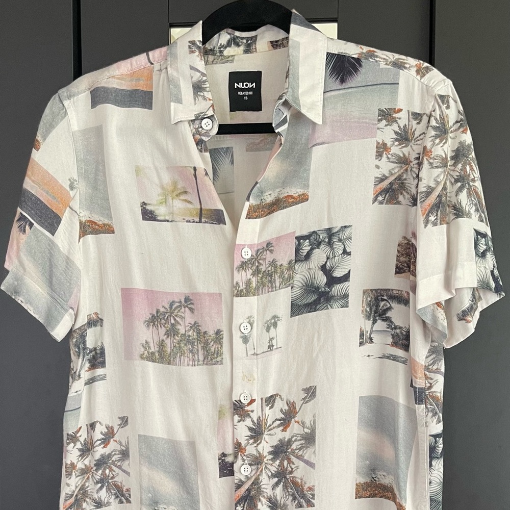 Camp shirt short sleeved button down